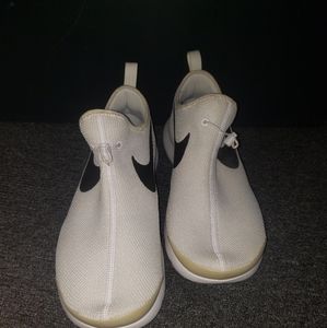 Nike Knit Slip On Sneakers Women's Size 11